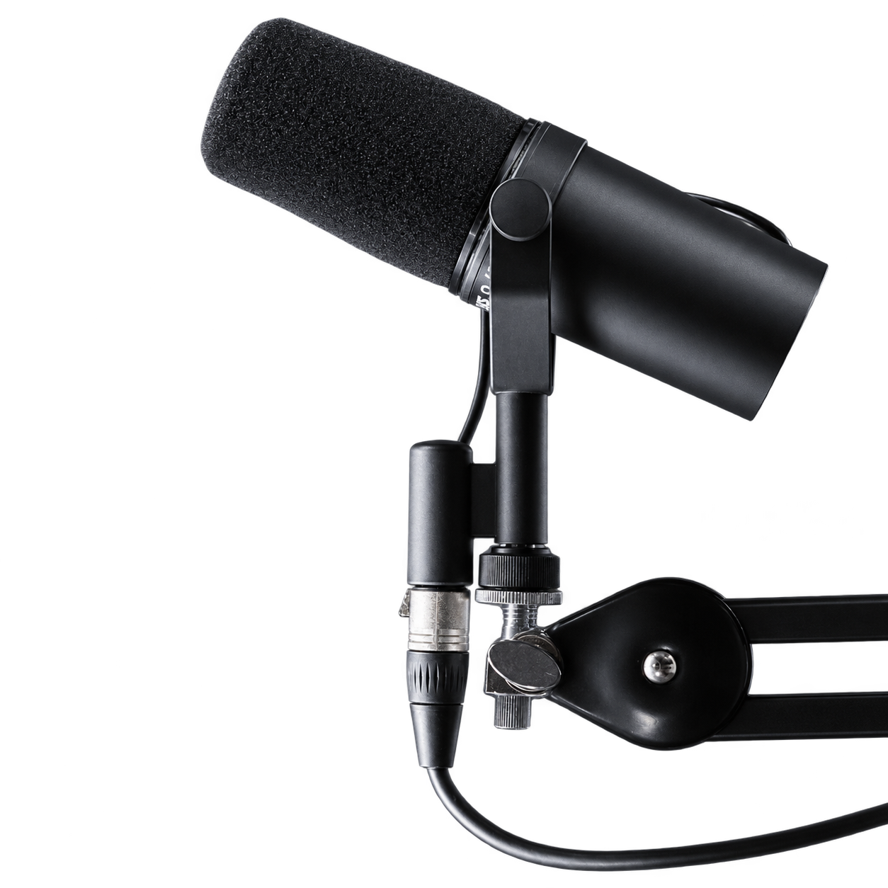 Micrófono de podcast con brazo articulado